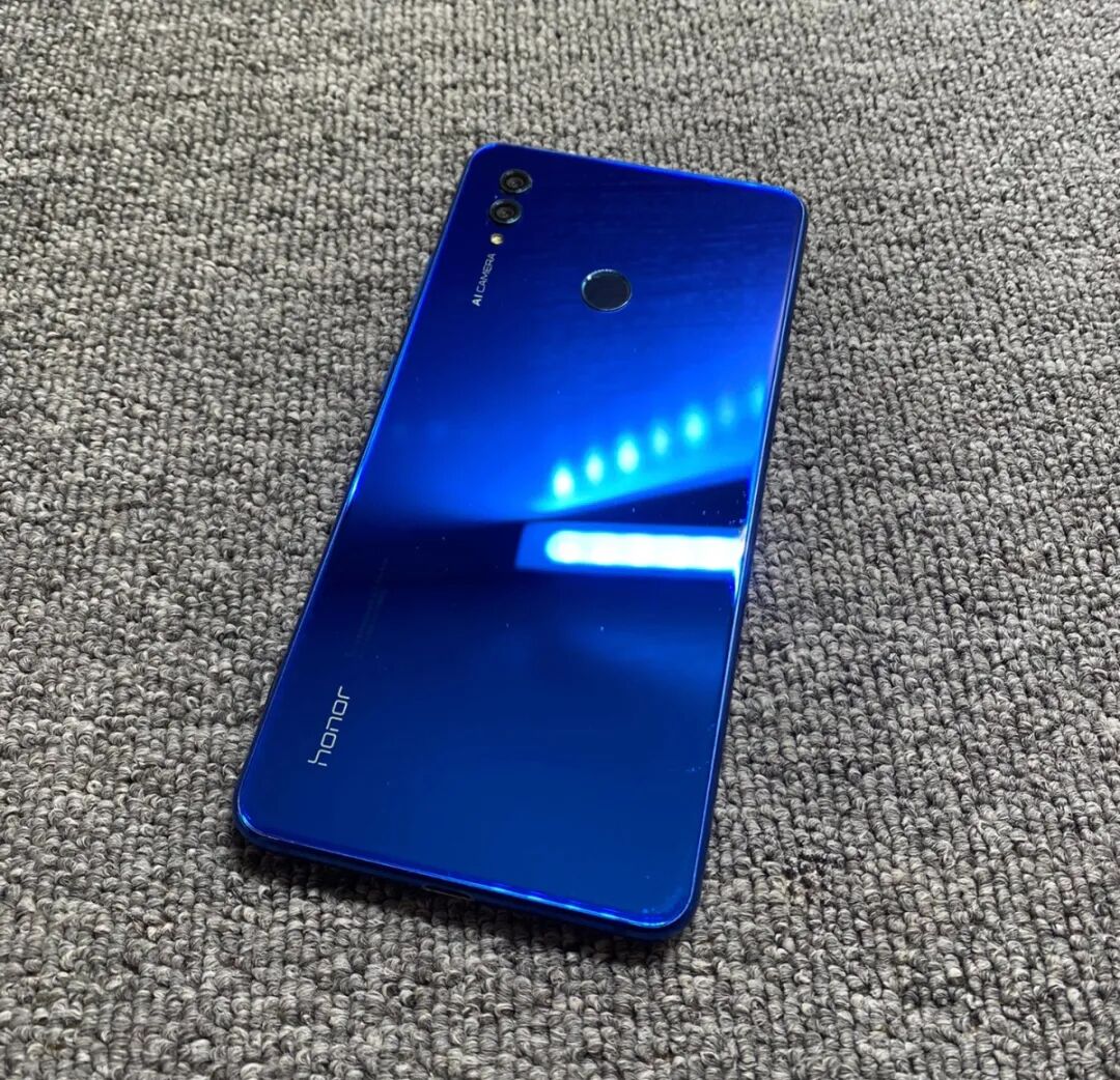 200多元的7寸巨屏神机，麒麟970能升鸿蒙2.0，还带液冷散热