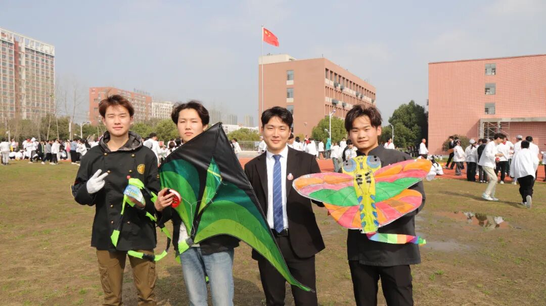 青春飞扬手绘梦想安徽新东方烹饪高级技工学校风筝节活动