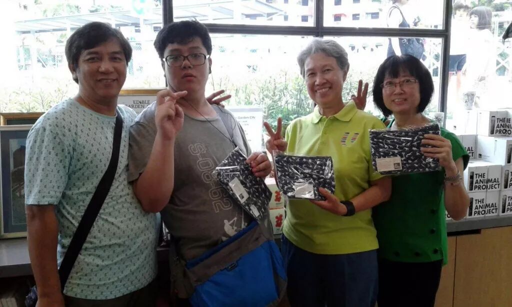 炮轰总统，带货女王！美国这场暴乱里，我发现了一个了不起的狠女人……（组图） - 40