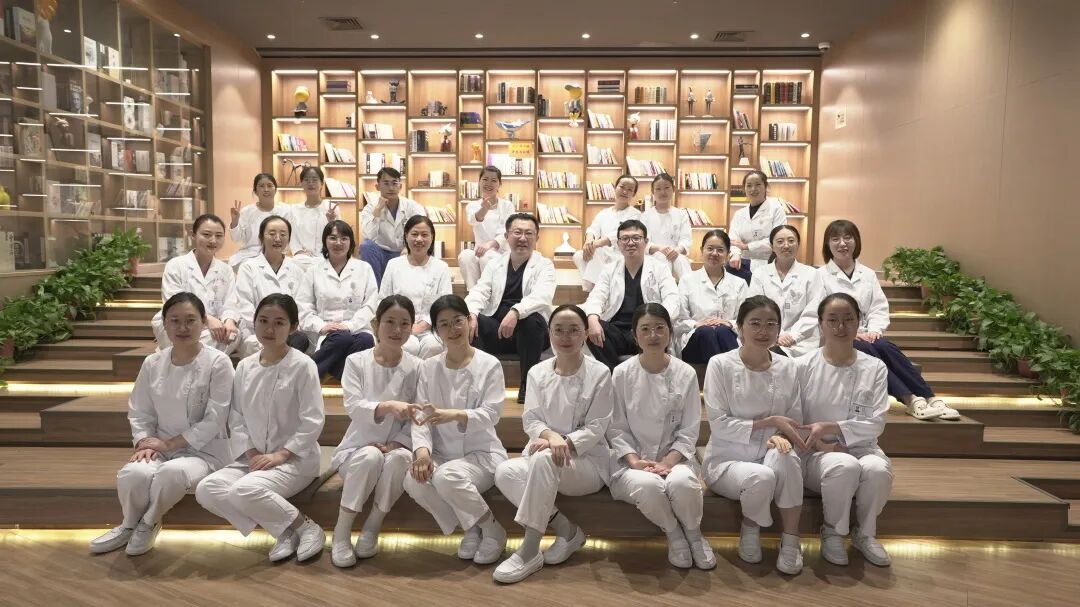 什么叫桡鞘逢山开路，遇水搭桥 ｜ 我院完成全省首例应用长鞘经桡动脉入路左侧大脑中动脉血管成形术_https://www.jmylbn.com_新闻资讯_第3张