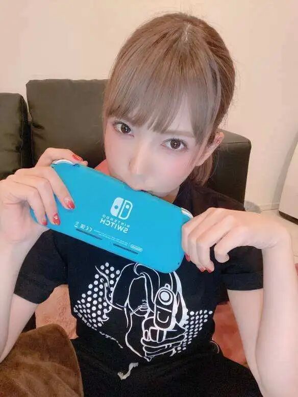 香氛女王波多野结衣美图分享，暗黑界的传奇！ - 懂杯帝评测网