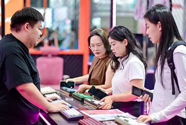 IEAE深圳消费电子展现场活动图5