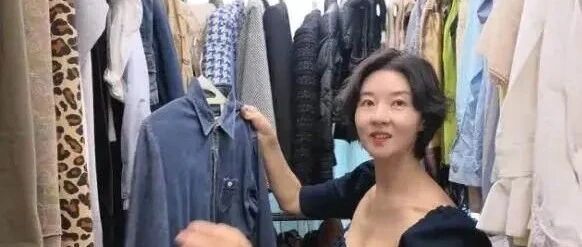 从“衣柜”开始的爱情纪念:宋善美的八年守候,究竟是执念,还是最深的温柔?