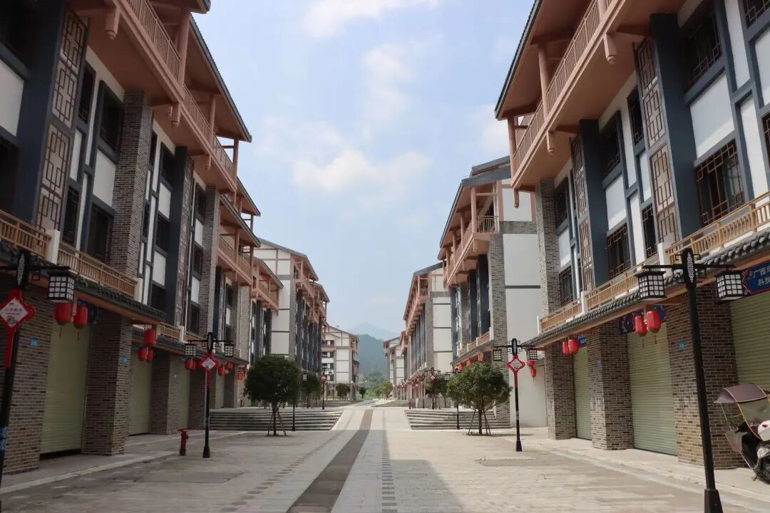 南乡镇内外兼修建设和美乡村 - 政务动态 - 广西贺州市八步区人民政府