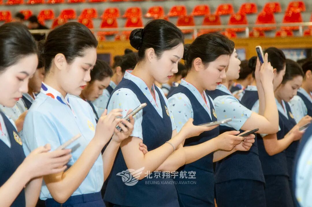 共赴热爱直击海南航空大新华航空乘务员翔宇航空学院专场