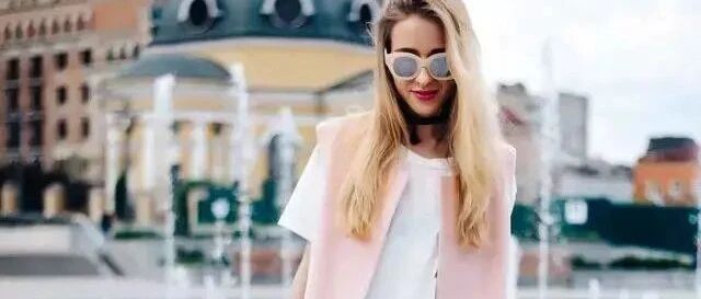 马甲+长裙，超模身材都是穿出来的！