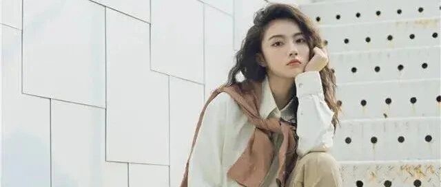 2021年流行的裤都是给：粗腿、胯宽、臀大女生准备的，请对号入座