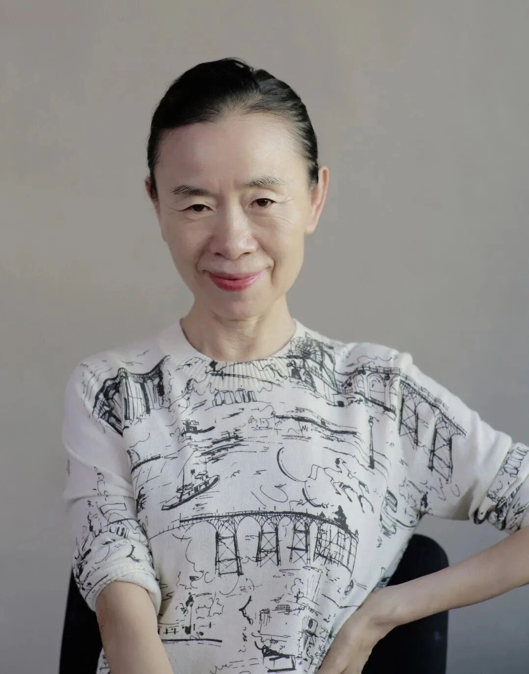 翕gf2022gf策划十月杂志特邀翕兮文化策划刊出闫平作品