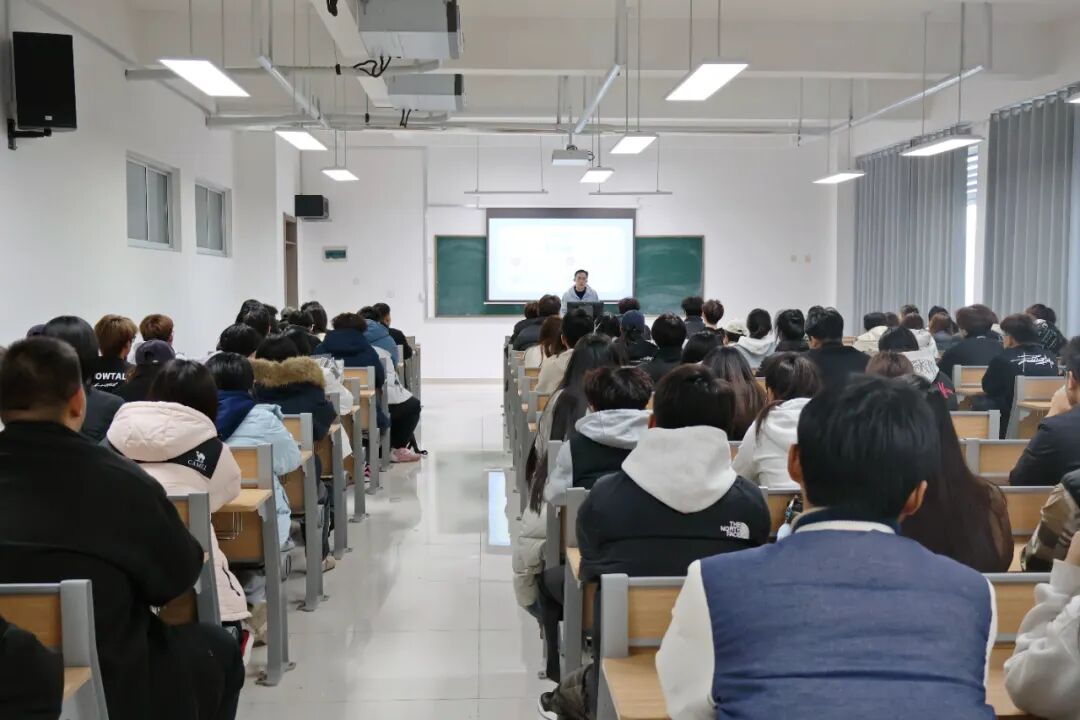 筑牢健康防线 守护校园安全丨我校开展诺如病毒防控专题培训