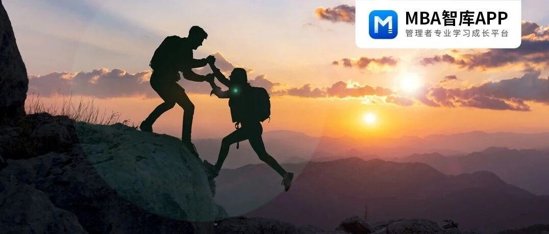 郭德纲最落魄的时候，赵本山托人给他带了一句话，让他铭记15年