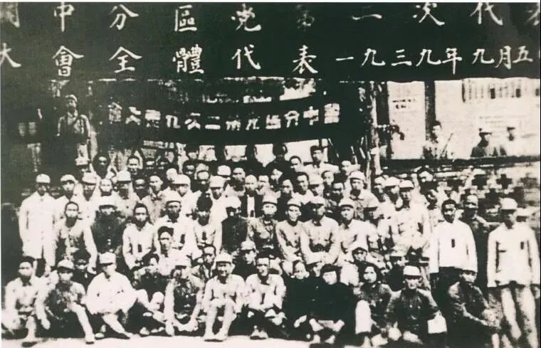 缅怀习仲勋同志逝世18周年(17)