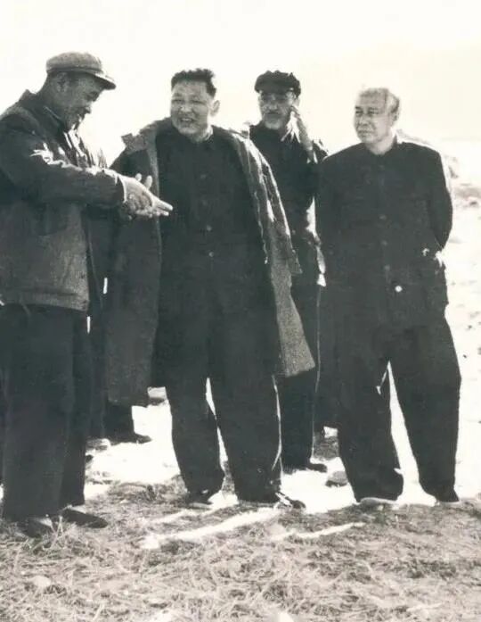 缅怀习仲勋同志逝世18周年(38)