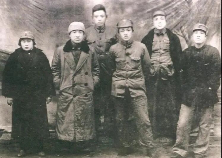 缅怀习仲勋同志逝世18周年(16)