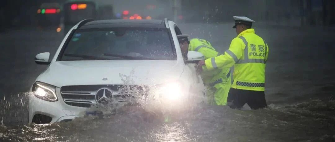 雨季来袭！如何保护好您的爱车！