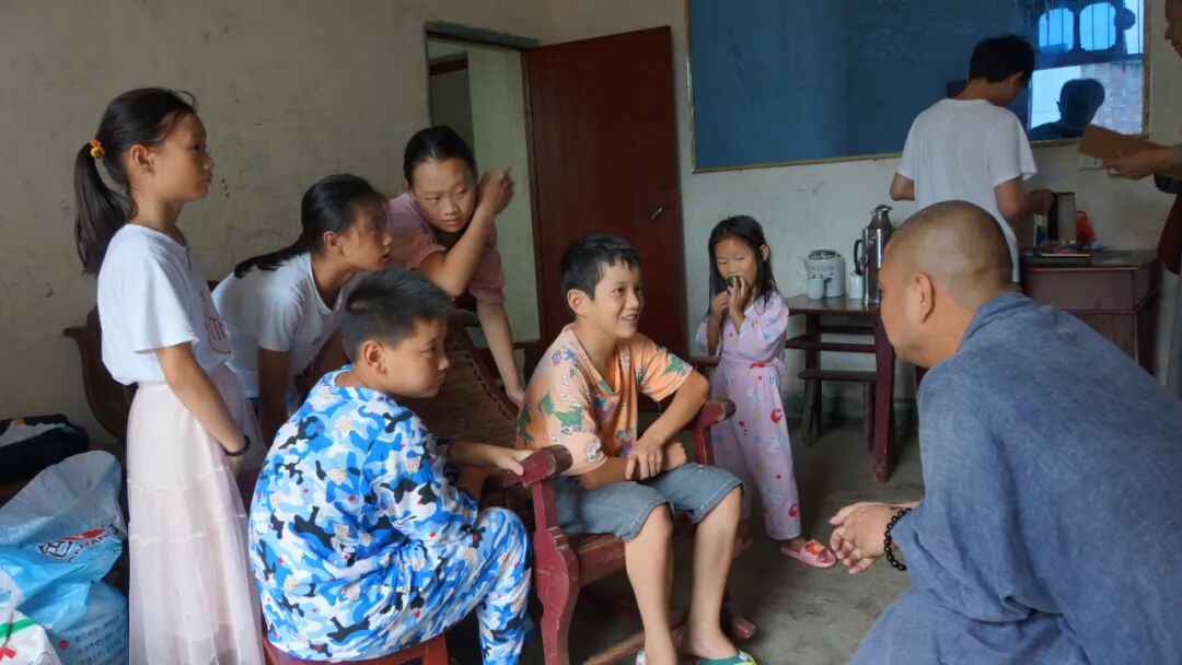 又逢开学季 | 庐山东林寺助学扶教忙