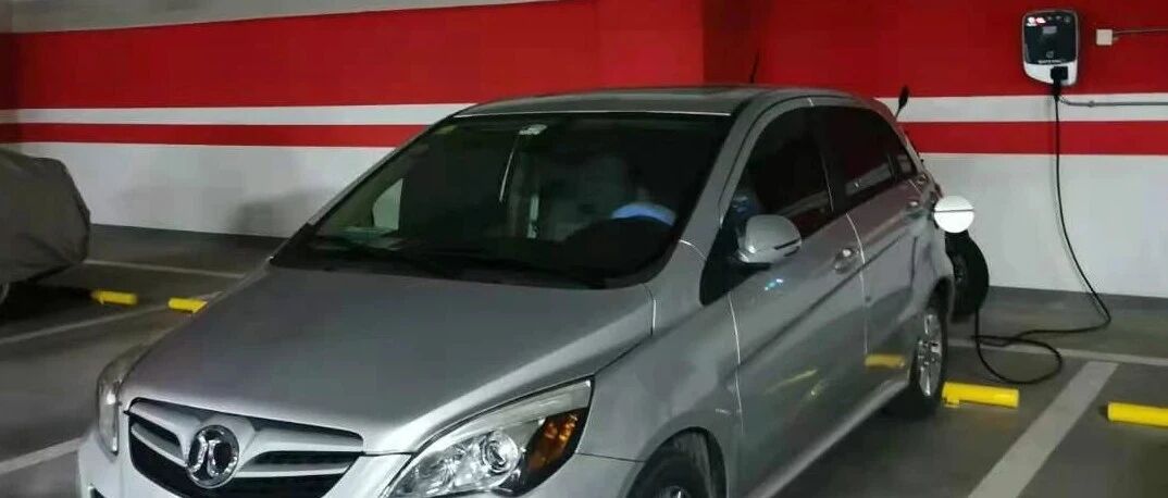 穿大衣、盖棉被……冬季电动车续航受限，听专家揭秘用电动车到底有哪些讲究