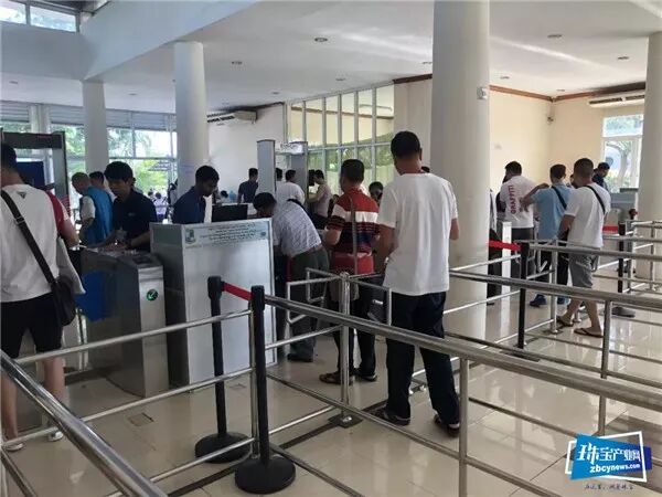 3020名中国籍客商入场缅甸玉石公盘，但还是担心一件事......