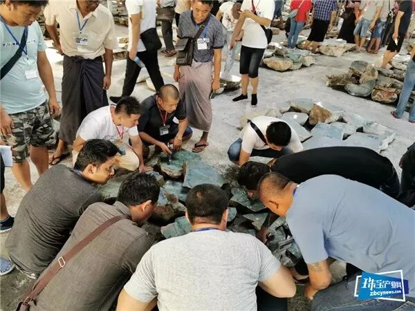 3020名中国籍客商入场缅甸玉石公盘，但还是担心一件事......