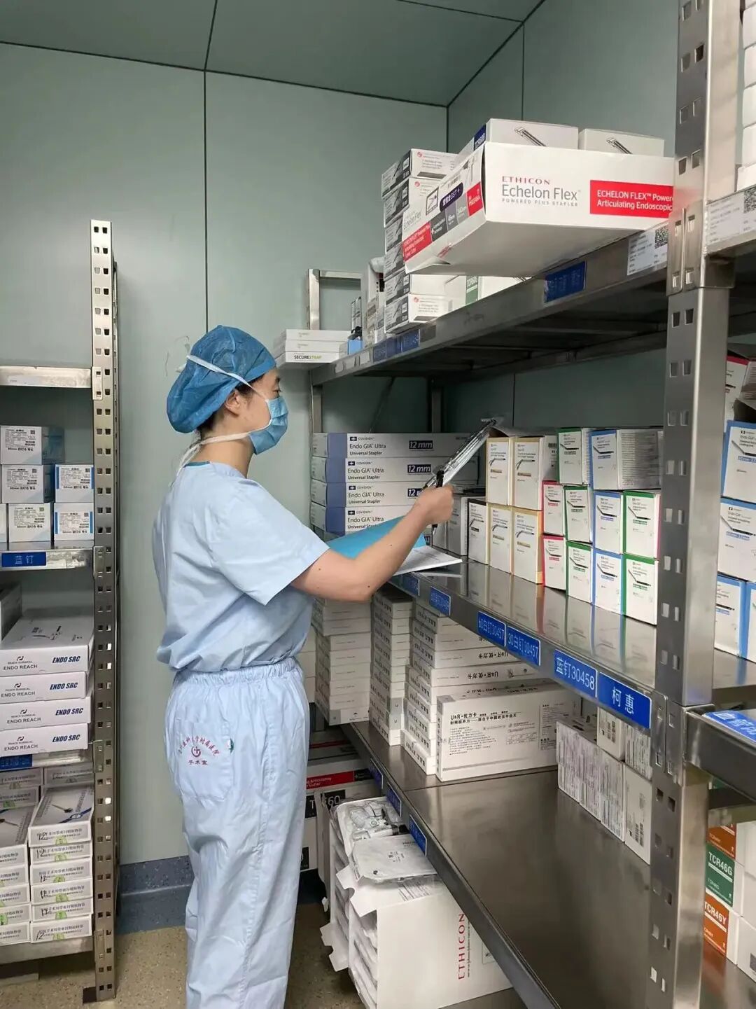 手术耗材是什么我爱手术室 ｜ 手术室耗材管理岗位人员的一天——贵州医科大学附属医院_https://www.jmylbn.com_新闻资讯_第12张