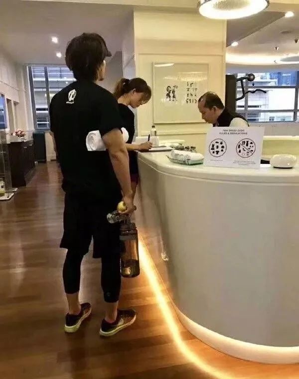 林志玲嫁給愛情了嗎？女人能不能有好歸宿，要看兩個條件 情感 第6張