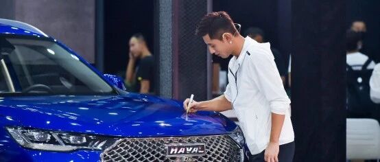 将科技座驾进行到底，第三代哈弗H6上市11.59万元起售