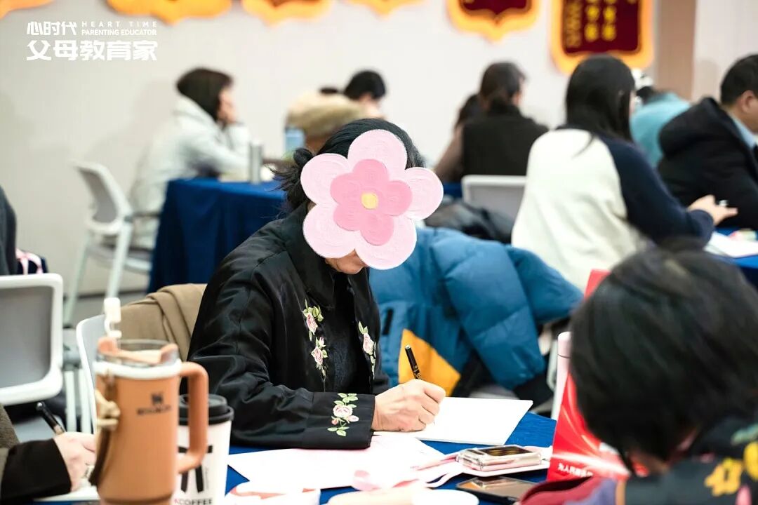 孩子吐槽说：“文聪老师就是这样教你的？”——为什么孩子最讨厌“懂道理”的父母？原因在这里！