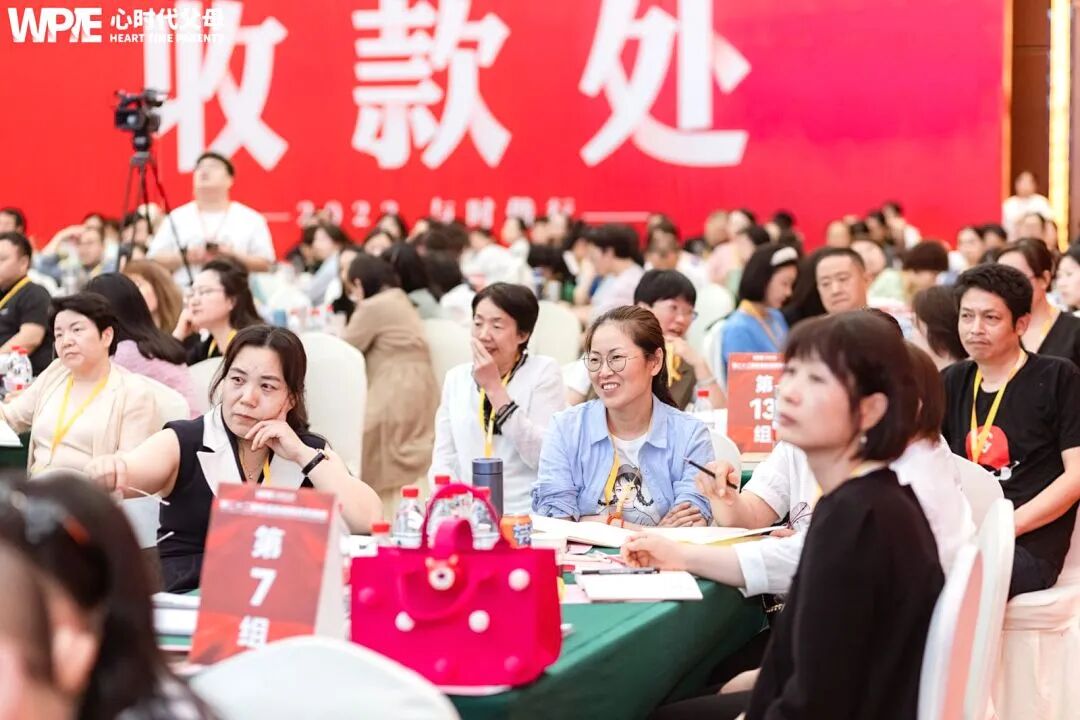 在博物馆花了300块钱都没让孩子爱上历史，没想到用一个旧拖把做到了