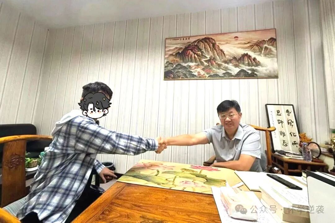 【狮子王】从休学一年到重返校园，从自卑学生到自信班长！