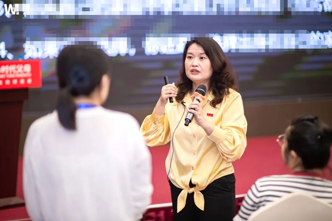 “父子俩吵得不可开交，我该站在谁这边？”——文聪老师：“这场‘战争’，儿子必须输！”