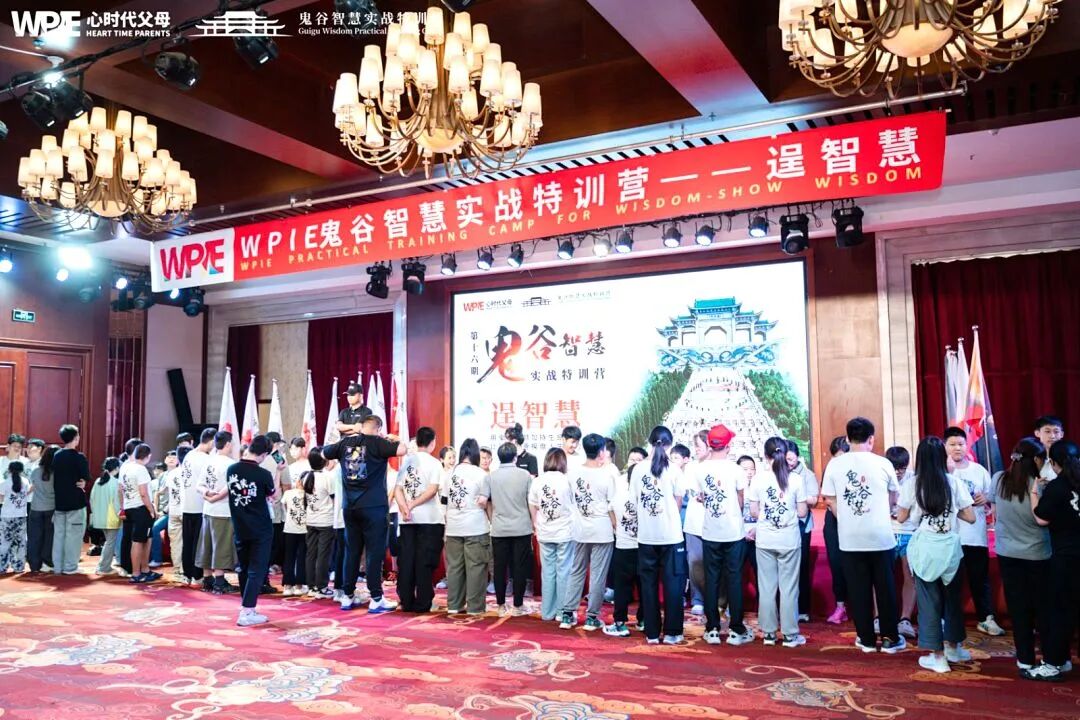 “好个屁！”——那句脱口而出的回应，瞬间灭了孩子眼里的光