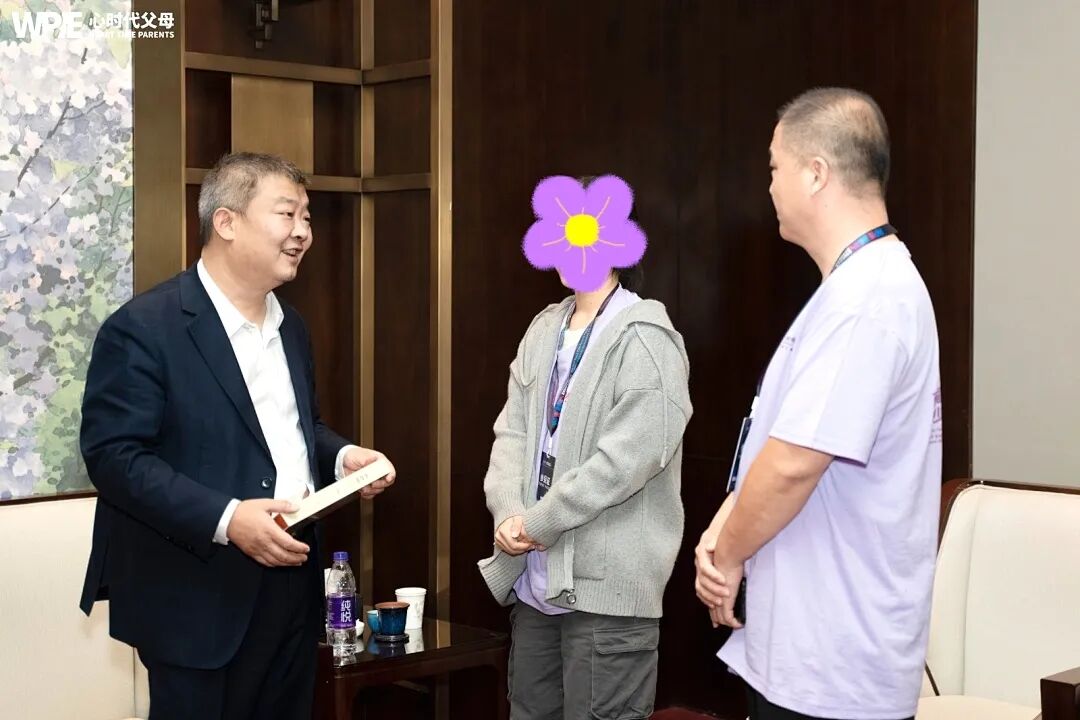 不吼不骂就能让孩子主动放下手机的5个秘诀，你想学吗？