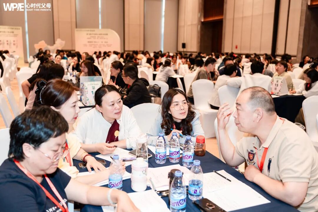 同样是母亲：有的把孩子逼进厌学的深渊，有的把13个孩子送进博士殿堂，差距到底在哪？