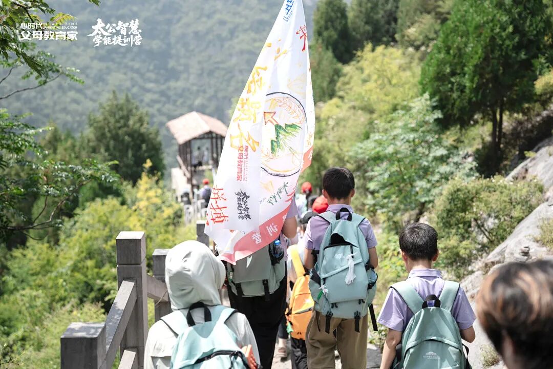 老公常年不在家，却在冲突中挡在我前面——那一刻，我才真正读懂什么是“家庭第一定律”！