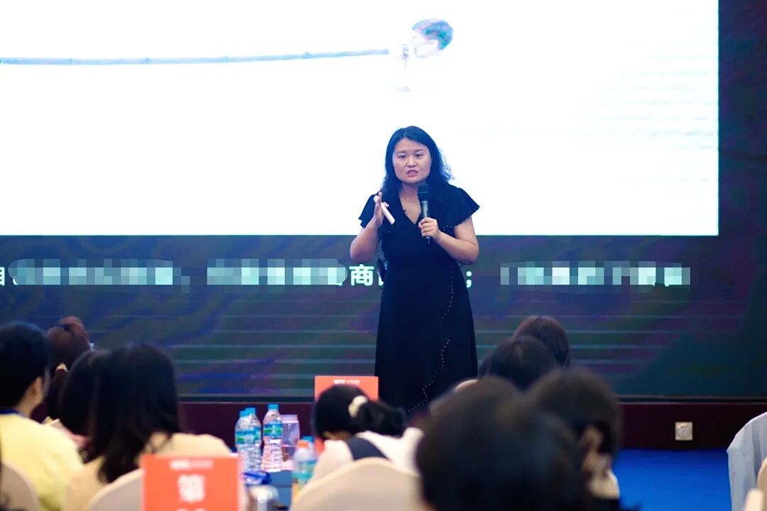 你以为孩子不上学是因为脱发？文聪老师一语道破：“他是先不想学了，才拿脱发当‘替罪羊’！”