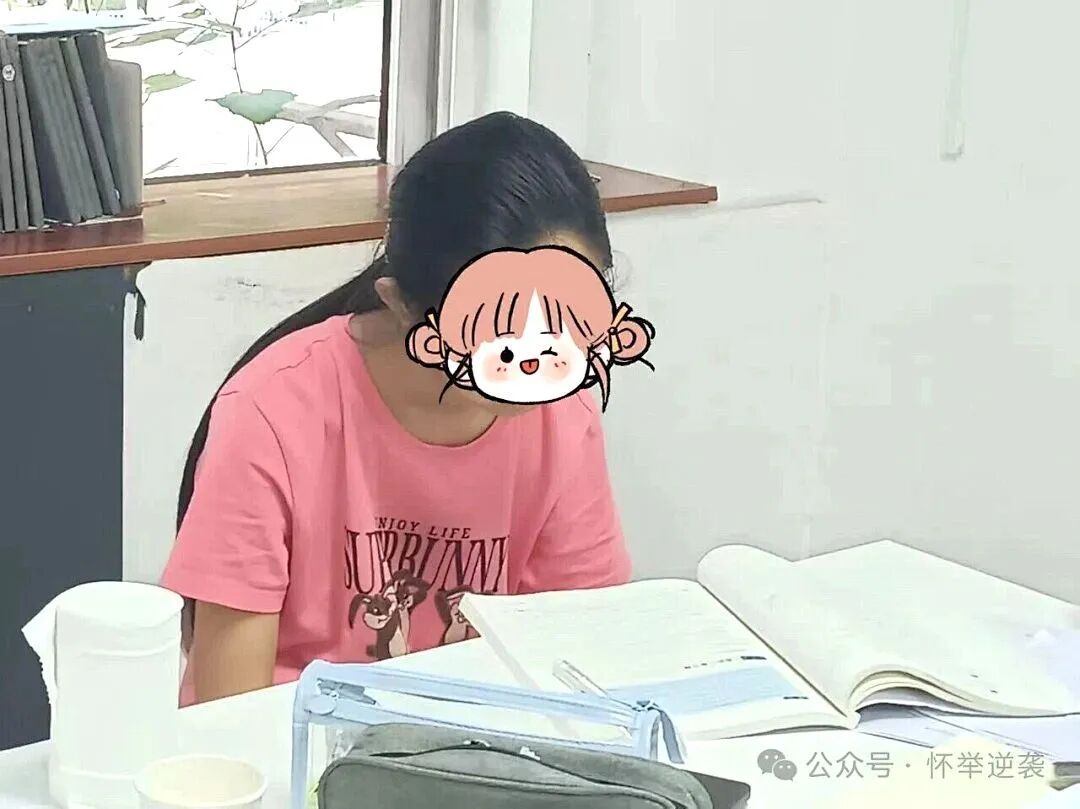 【狮子王】那个骂老师、锁房门、恨不得父母去死的孩子，一年半后为何突然转变？
