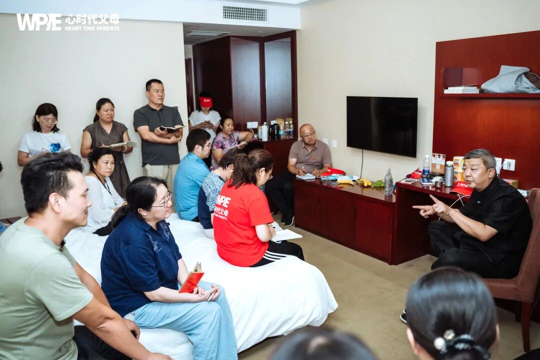 一场暴雪停课，一次亲子心理体验：当“玩透”成为自律的起点