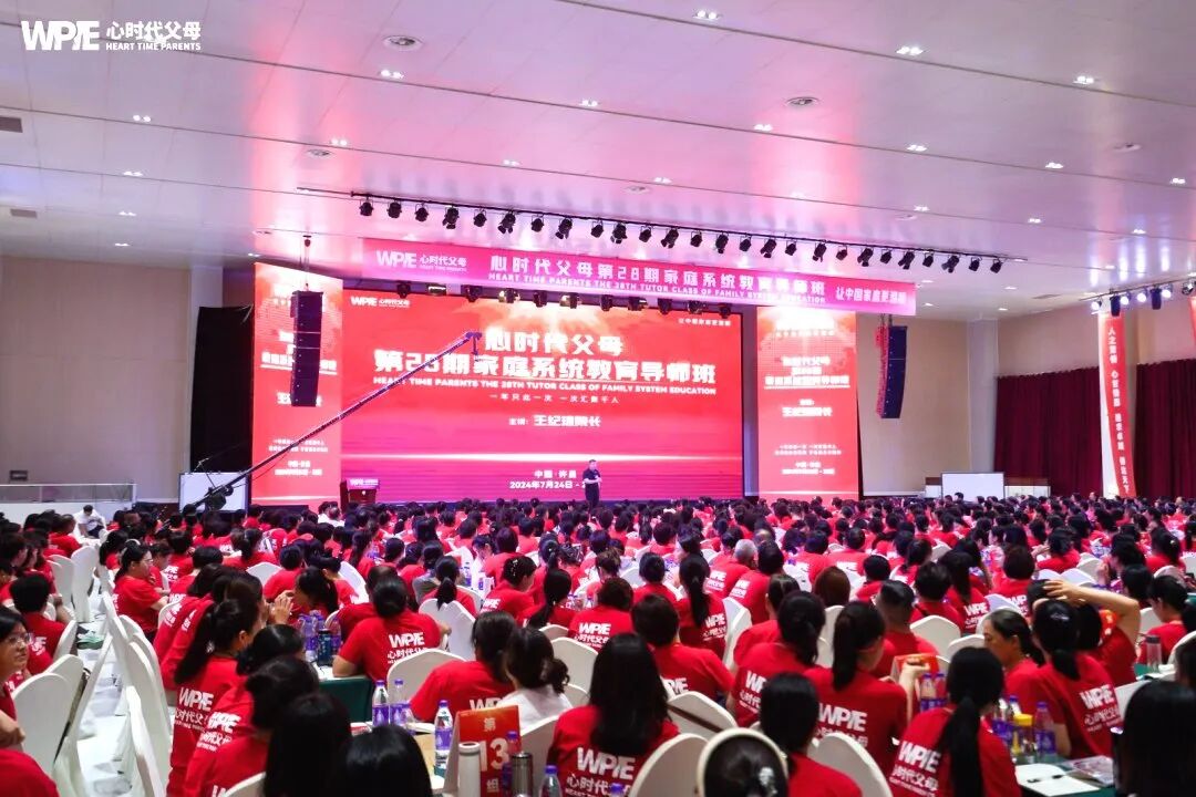 “给你，还温着呢！”——那把他藏在怀里的瓜子，胜过万千句“我爱你”