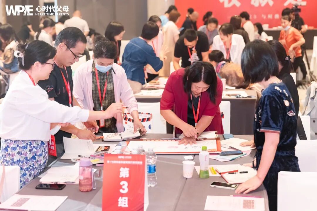 想要养一个情绪稳定的孩子吗？这些话，父母一定要多对孩子说！