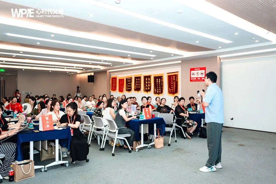 【心理咨询实战班】女儿第一次远行前，竟为我留了下来：原来有一种爱，叫“孩子让你放心飞”