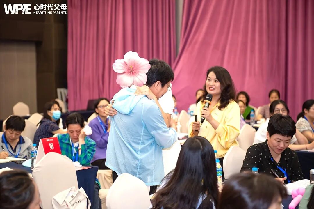 童年的伤，成了成年后的“情劫”——那个亲眼目睹父亲背叛母亲的女孩，后来怎样了？