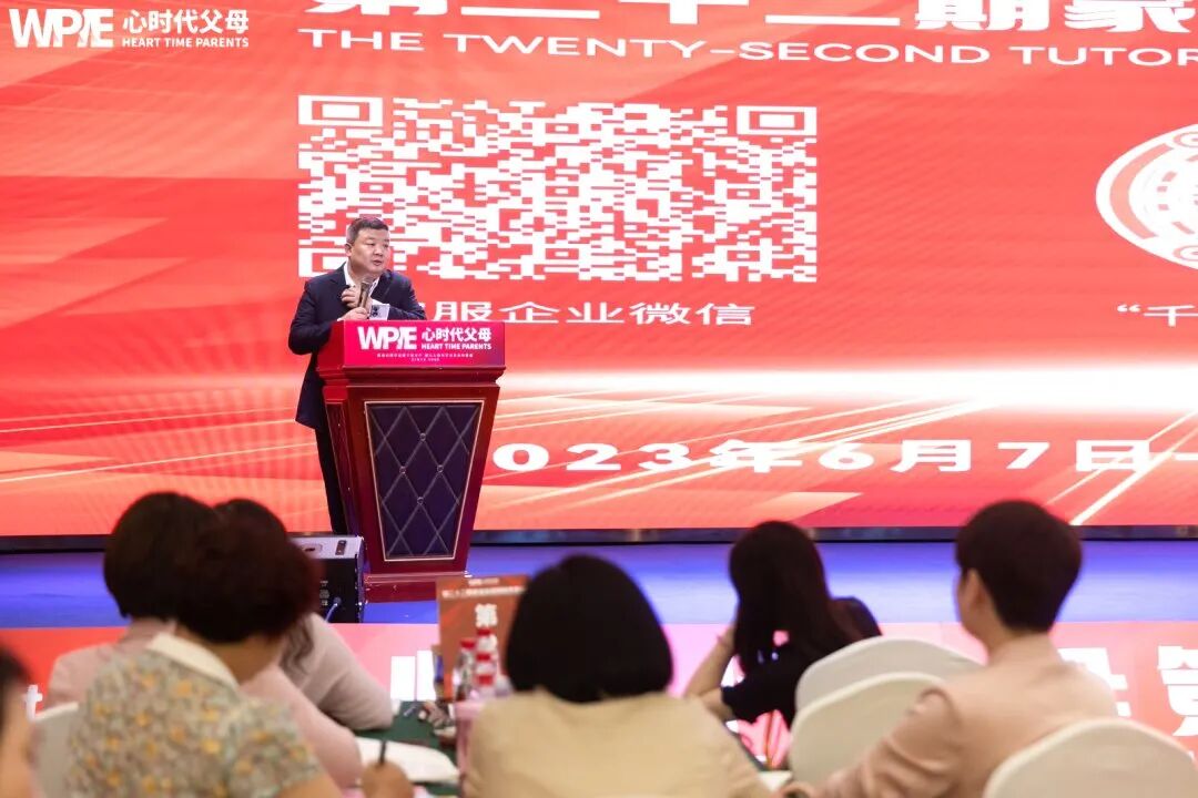 【家庭生态导师班】他在狗身上找家的感觉，父母却骂他“冷血”“没良心”——可悲的不是孩子，而是不会养育的父母