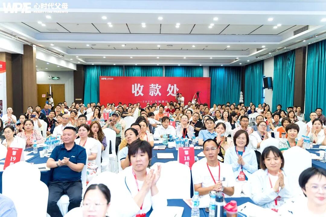 7年沉淀，1个决定，66期坚守：我把“傻傻相信”熬成了光！