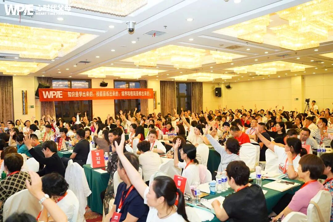 “饿死也不吃98元的面！”——对自己“抠”到极致，对别人“舍”到忘我，王纪琼院长到底图什么？