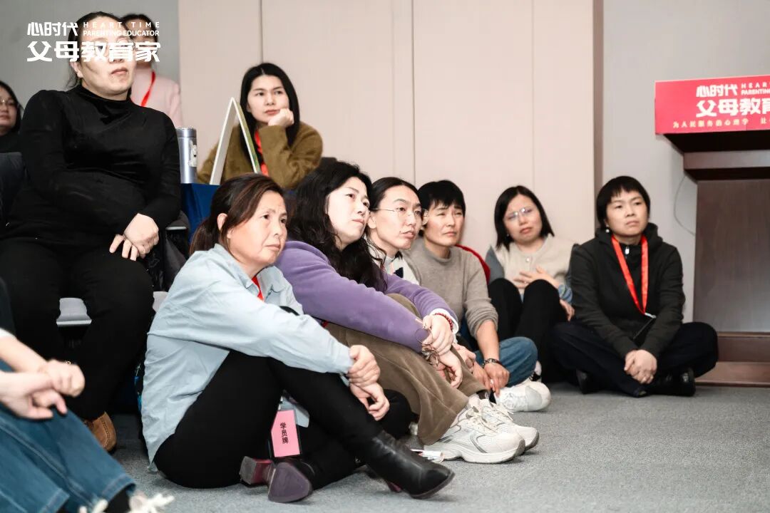 从“胆小鬼”到“勇敢的姑娘”——原来，曾经那个不敢上学的小孩，是我见过最勇敢的自己！