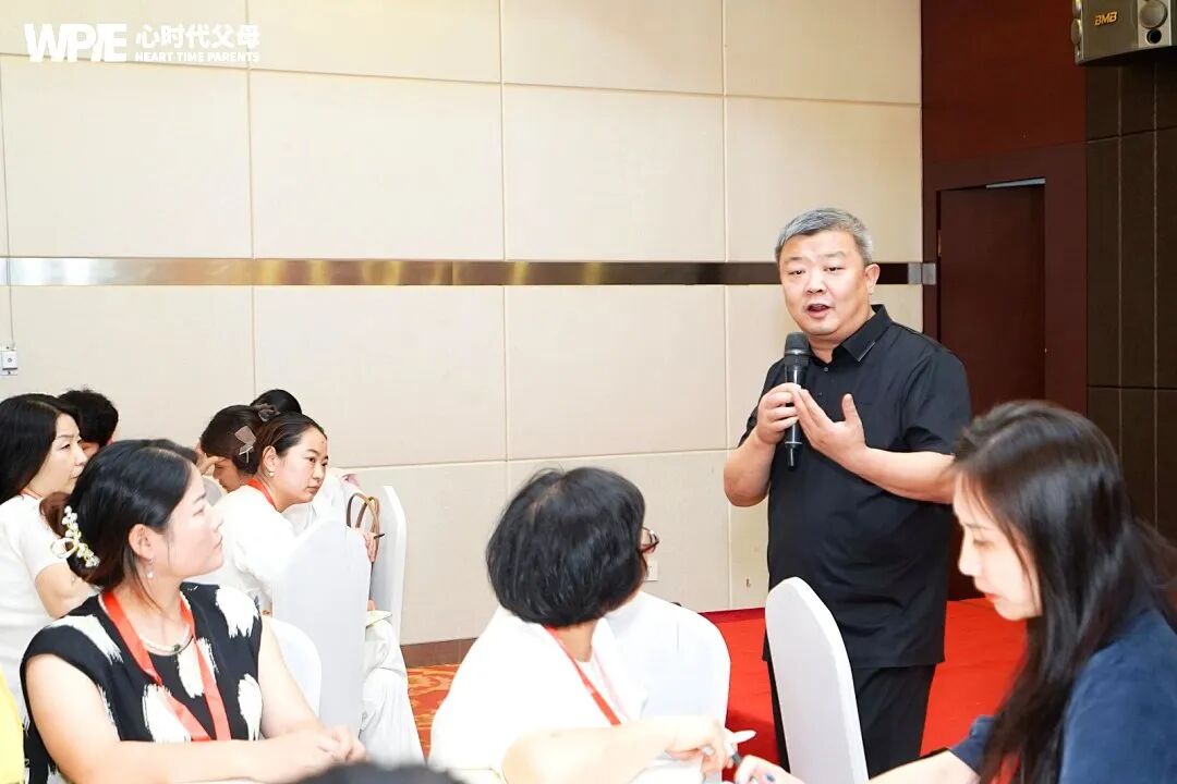 【纪琼谈家读书慧】幼儿园孩子打人？——奶奶带娃，爸妈“消失”？孩子打人只是警告