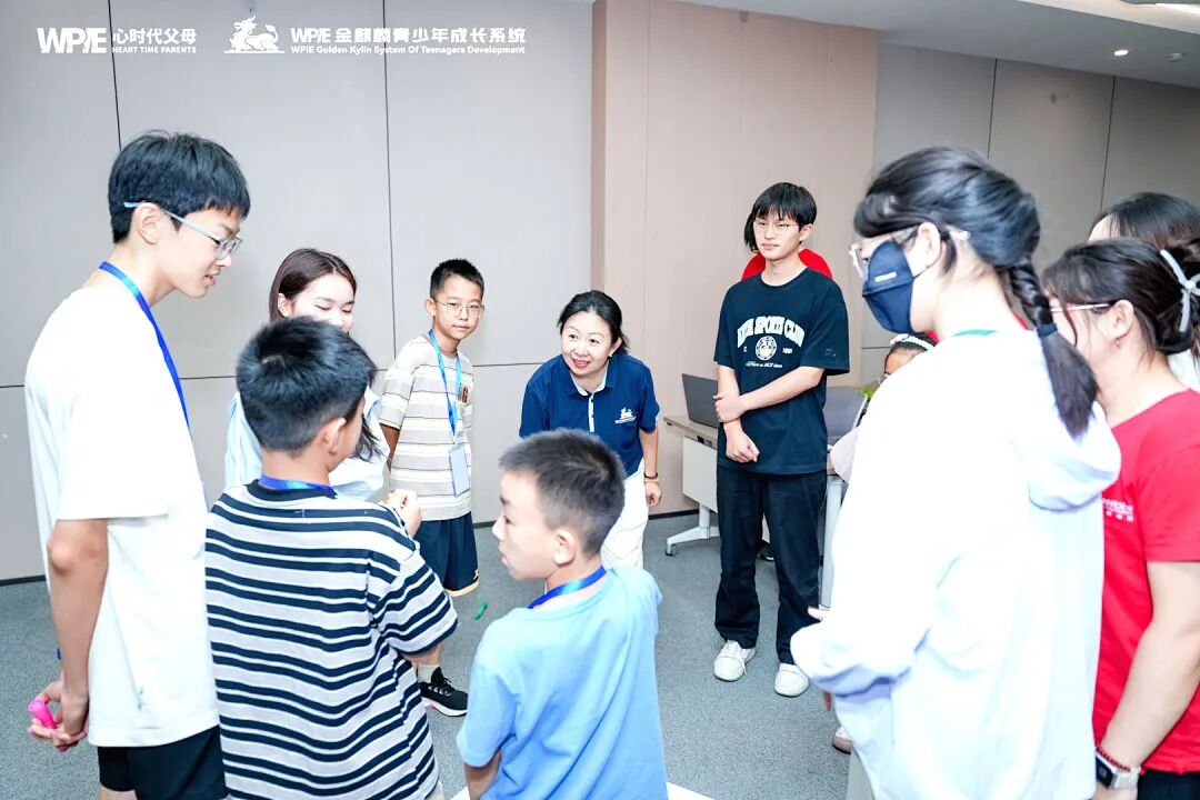 【青少年五大关系课】用了这一招，我再也不怕孩子被朋友“背刺”了！陈彦东老师的价值思维，到底有多绝？