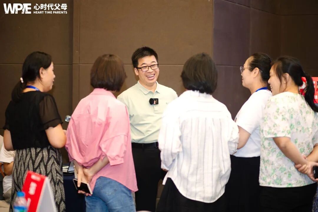 【家庭生态实操班】一位母亲哭诉说：“孩子跟‘坏孩子’一起玩，我该怎么办？”