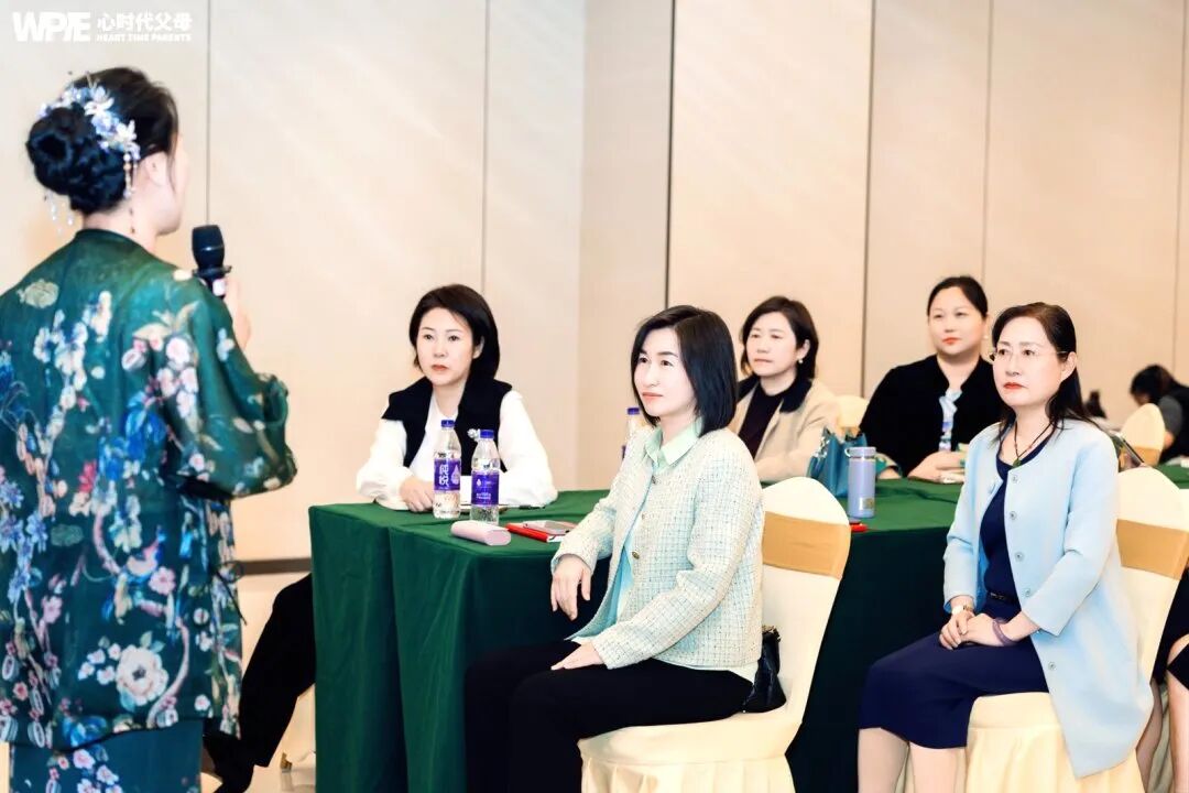 为何不敢提要求的父母，养不出有底气的孩子？