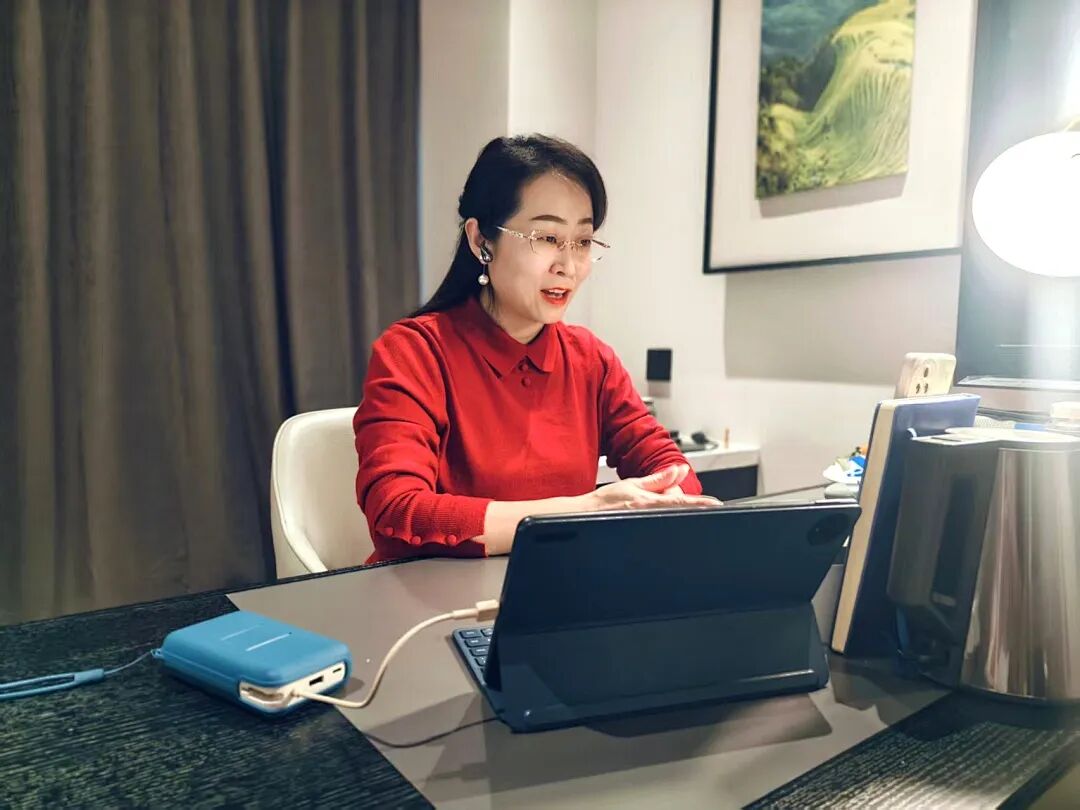 【金麒麟人生导师】高鸽老师：“那个说‘我也想考好，可是我总做不到’的男孩，后来不再用‘听话’伪装自己了”