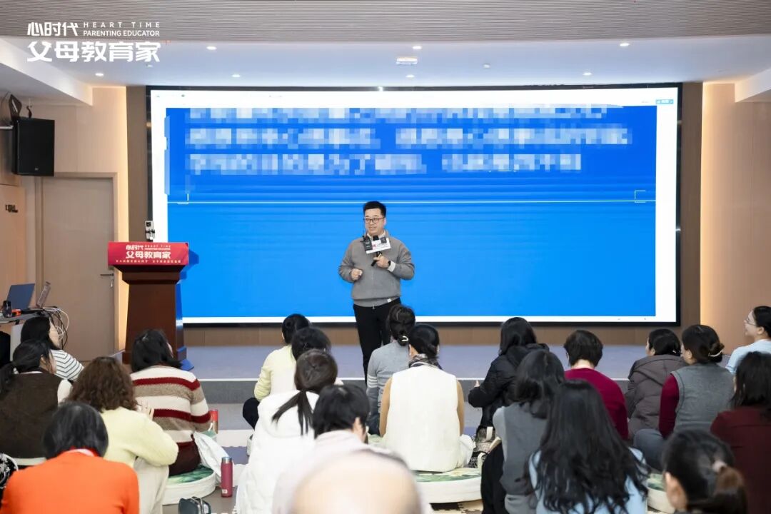 “你吃吧，妈妈不吃”——海勇老师：“醒醒吧，别让你的‘委屈’，成为孩子一生的心理债务！”